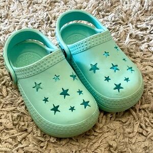 Lily & Dan Aqua Star Clogs, Toddler Size 9/10